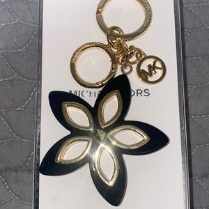 Michael kors flower keychain